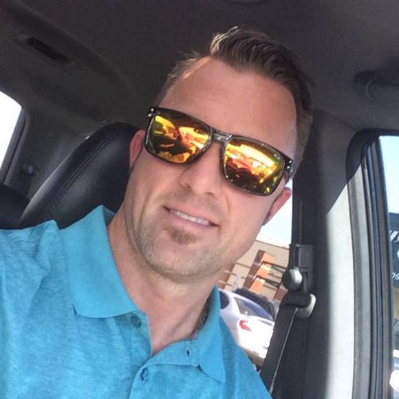 Meet your Posher, Derek - Picture 1 of 1